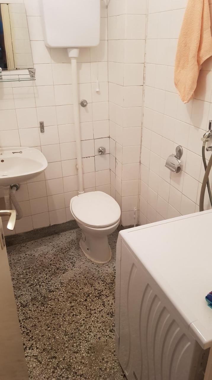 Baston Rent Apartment Podgoriţa Exterior foto